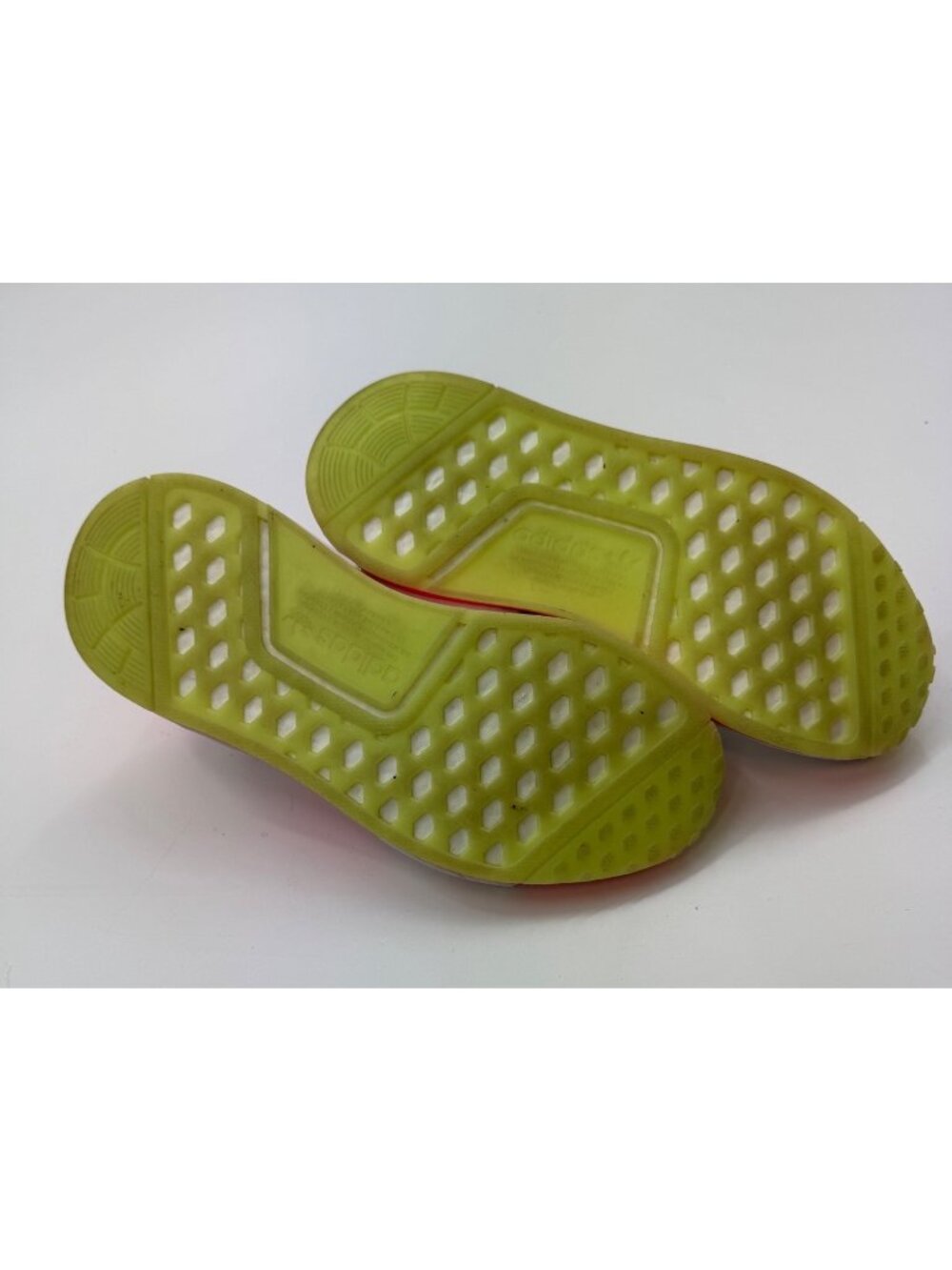 Adidas NMD_R1 Womens Shoes White & Neon Pink Size 7 Lightweight Sneakers - Picture 3 of 11